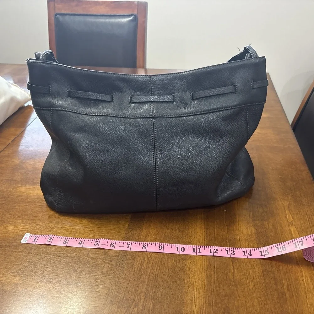 JJill Black Leather Shoulder Bag Purse Handbag Magnet Closure - Picture 5 of 13